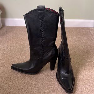 Western style leather Steve Madden boots